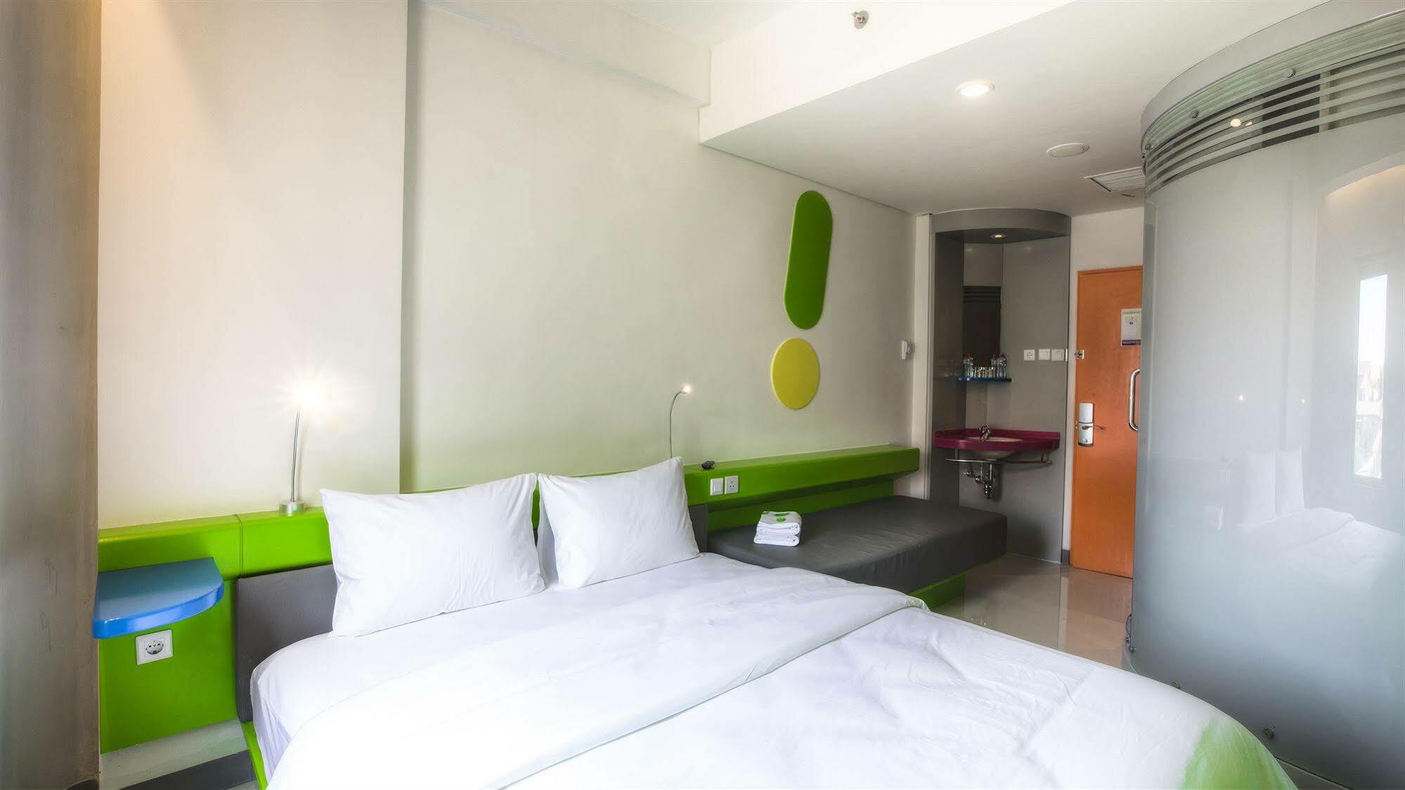 POP! Hotel Denpasar Buitenkant foto